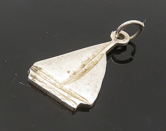 925 Sterling Silver - Vintage Petite Sail Boat Motif Drop Pendant - PT17964