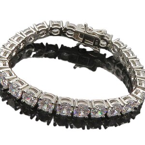 925 Sterling Silver Shiny Round Cut Cubic Zirconia Tennis Bracelet BT6523