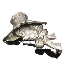 LANG 925 Sterling Silver Vintage Woman Wearing Hat Shiny Brooch Pin BP7777