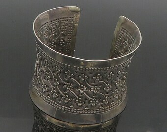 925 Sterling Silver - Vintage Flower Patterned Dark Tone Cuff Bracelet - BT7318