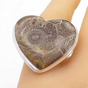 925 Sterling Silver Love Heart Shaped Jasper Shiny Cocktail Ring Sz 9 RG7745