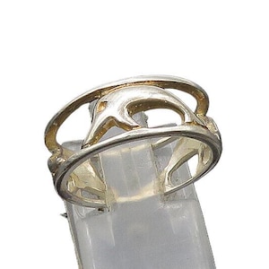 925 Sterling Silver Vintage Shiny Dolphin Motif Band Ring Sz 7 RG21834