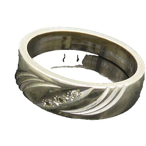14K GOLD Vintage Genuine Diamonds Etched Detail Band Ring Sz 9.5 GR063