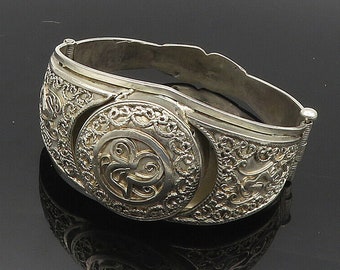 MIDDLE EAST 925 Silver - Vintage Pretzel Twist Detail Bangle Bracelet - BT7015