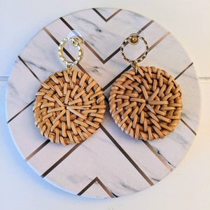 Charleston Sweetgrass Earring: Woven Dangle Earring with Hammered Gold Circle Post