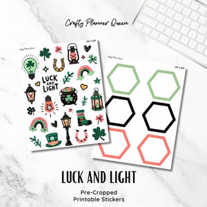Puede incluir: Pegatinas imprimibles con un trébol verde, una linterna, una herradura, un arcoíris y las palabras "Luck and Light". Las pegatinas están precortadas y listas para usar.