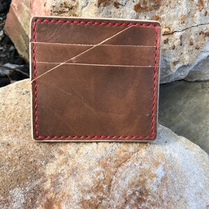 Cartera de ilusión óptica minimalista