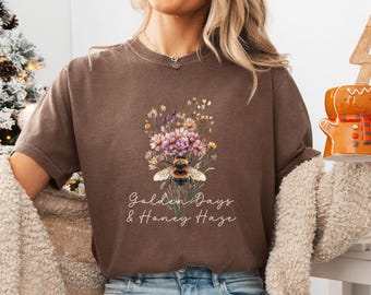 Camiseta Abelhas e Flores Silvestres: Cores Confortáveis Floral Cottagecore