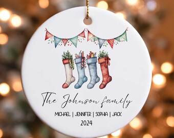 Christmas Ornament With Family Member Name Personalized Family Ornament Family of 3 4 5 Ornament Christmas Keepsake Christmas Tree Decor 124
