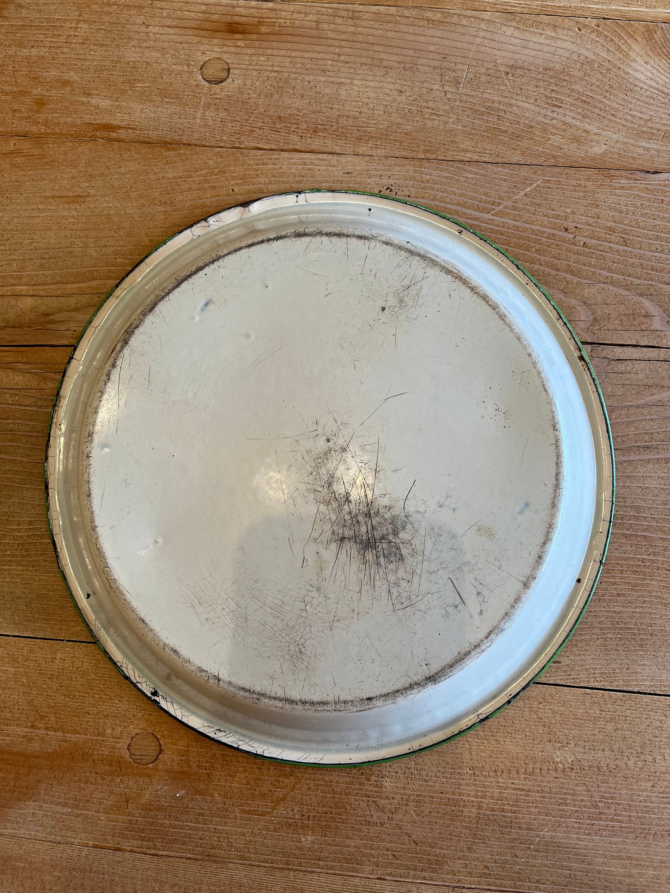 Vintage Enamelware Pie Pan Tan and Green Farmhouse Etsy