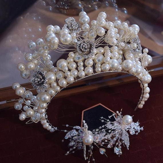 Handmade Beaded Crystal Crown Set, Pearl Bridal Crown  display picture 1