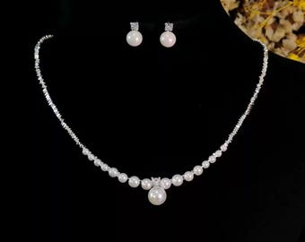 Elegant Pearl Choker Necklace and Zircon Earrings Set, Minimalist Bridal Jewelry, High-End Wedding Accessories for Bride