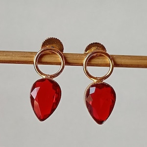 18K Gold Filled Garnet Earrings, Garnet Earrings, Garnet and Gold Earrings, Gemstone Earrings, Birthstone Jewelry, January Birthstone Gifts