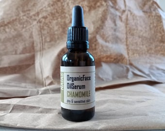 Organiczne serum z olejkiem rumiankowym do twarzy: kojące, przeciwstarzeniowe dla skóry suchej i wrażliwej