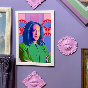 Kamala Harris Porträt, 4x6 "große gerahmte Wandkunst, digitale Illustration, feministische Kunst, Präsidentin Momala, College-Studenten Geschenk, Geschenk für sie