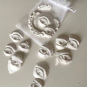 Human eyes DIY art parts, craft supply eye pieces,  partial eye sculpture creative creepy crafts, bag of eyes