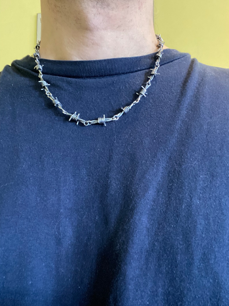 Collar de alambre de púas de plata para hombres, mujeres, niños y niñas. imagen 3