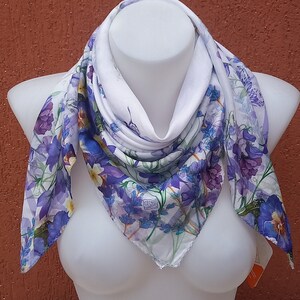 Vintage scarf.Cotton scarf.Summer scarf. Unused.Gift for women.  32&#39;&#39;
