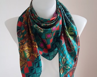 Orientalny zielony szalik jedwabny w stylu vintage (35x35 cali)