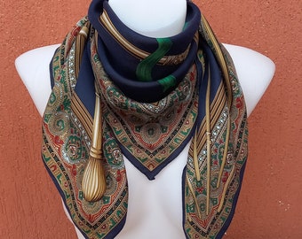 Foulard en soie Elaine Gold, cachemire vintage et cannes, 31 x 31 pouces