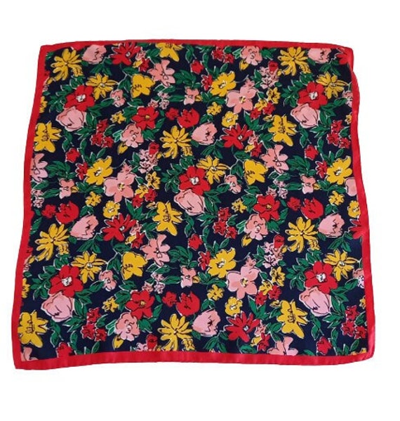 Vintage Tara Jarmon floral design small square si… - image 1