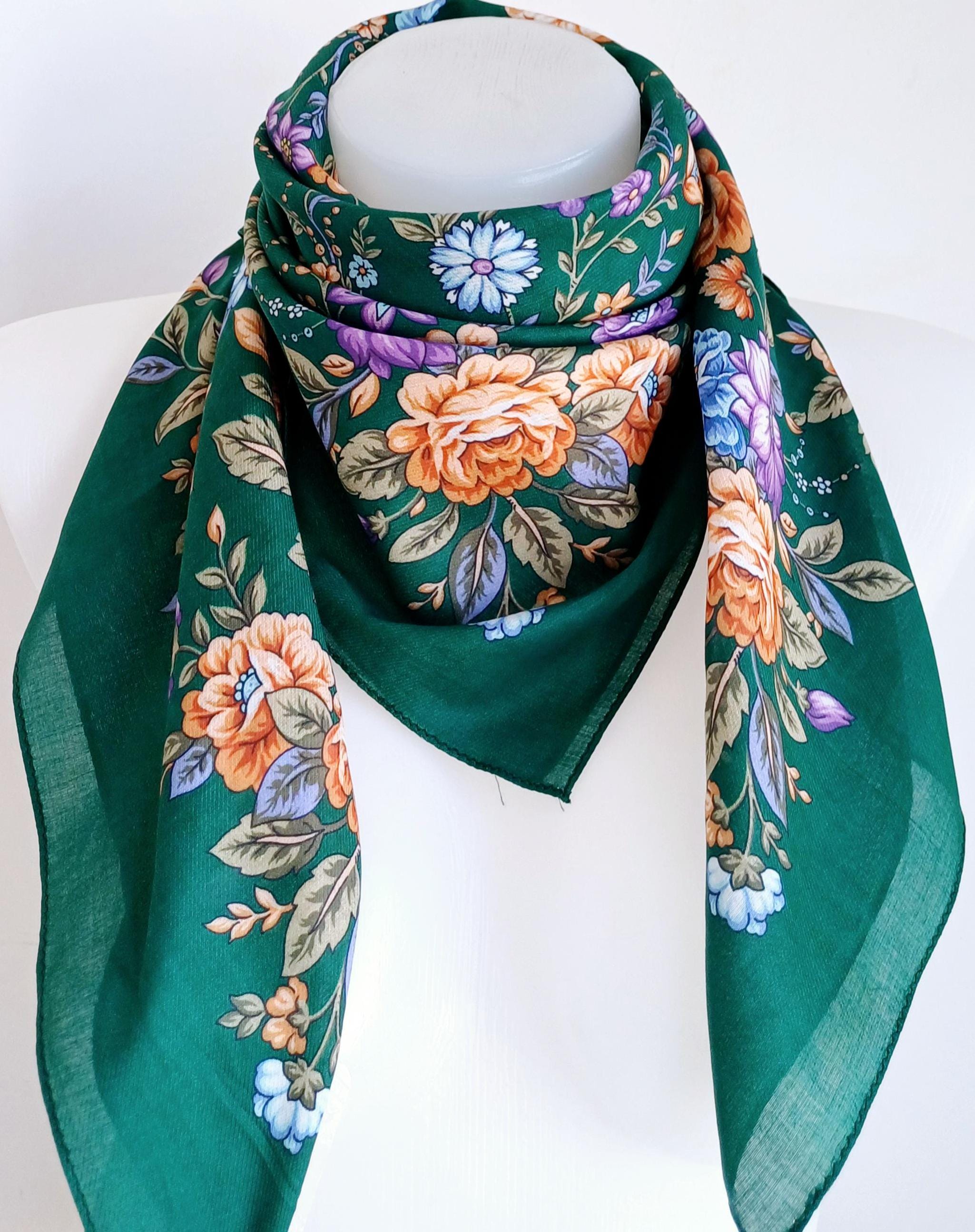 Foulard Vintage En Coton FIORIO, Dimensions 82x82 Cm, Couleur Blanc - Occasion, Style Authentique