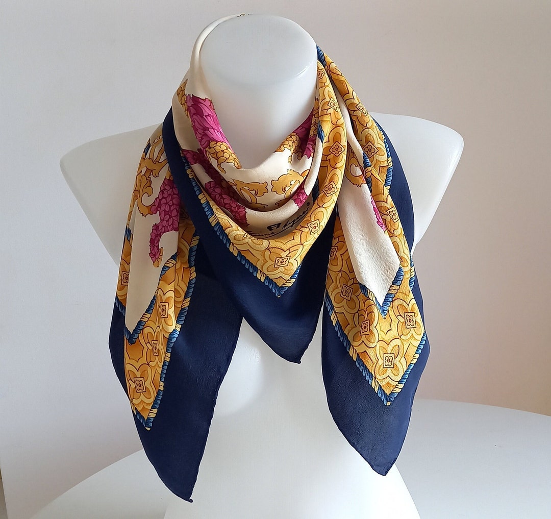 【 VINTAGE 】 Silk Lavaliere Scarf $_12.JPG?set_id=880000500F