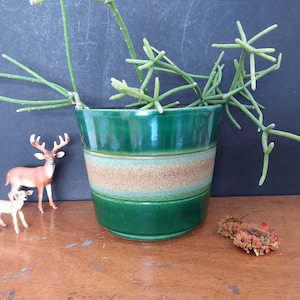 Ceramic planter - green and beige Mid Century design cachepot - D 16,5 cm