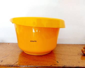 Yellow 70s Krups mixing bowl Type 302 2.75l - Made in Ireland - Vintage kitchen baking bowl