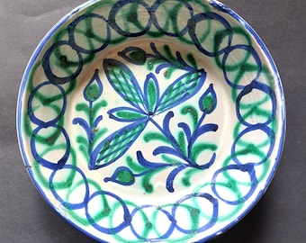 Fajalauza Lebrillo bowl from Spain - 29 cm -  handpainted 20th century wall decor or centerpiece