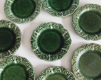 SECLA Portugal Beilagenteller / kleine Vintage Teller mit Kohlblatt-Design in Grün - Majolika aus Portugal - Wirsing - 17 cm