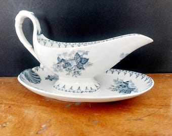 Sarreguemines Flore Sauce boat - antique terre de fer sauciere - design en pierre de fer bleue - ferme minable