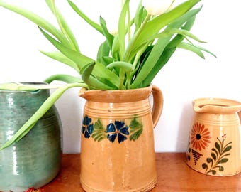 Large Soufflenheim Alsace jug - vintage French farmhouse-style beige ceramics with flowers