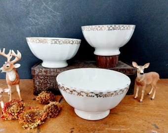 3 vintage French bols with gold decor - nostalgic footed breakfast bowls - shabby style brocante
