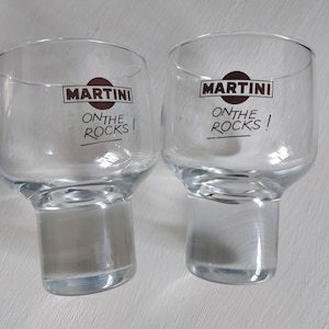 2 MARTINI on the Rocks Gläser - Tumbler mit dickem Fuß aus solidem Glas - Vintage Gläser für die Retro-Bar
