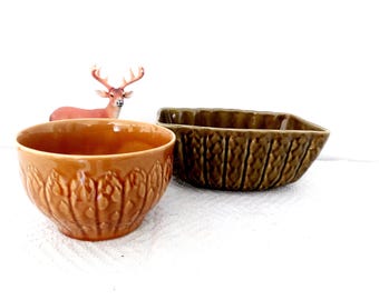 Sarreguemines and Gien asparagus bowls - French Majolica - retro Barbotine tableware from France