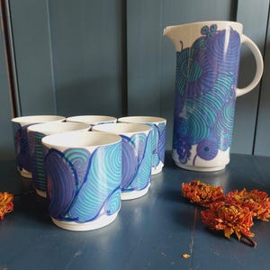 Thomas Germany pitcher and 6 ceramic jugs/glasses in white and blue - 70s design - Herta Bengtson  Thomas Rosenthal group