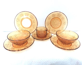 Vereco Daisy set: 2 bowls + 4 saucers + 1 coffee cup with saucer - yellow glass 70s