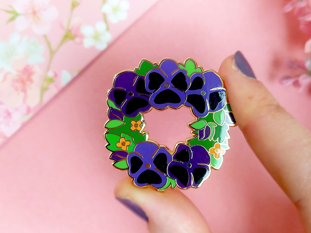 Animal crossing pin Pansies wreath Etsy France