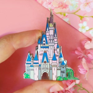 Disney Cinderella castle pin image 1