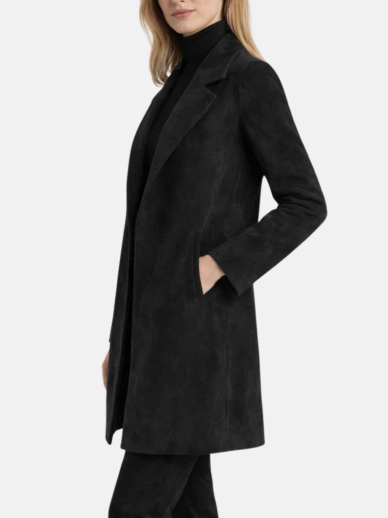Luxe double-breasted jas van suède lamsleer - lange zwarte trenchcoat - stijlvolle outfit en uitloper voor dames afbeelding 3