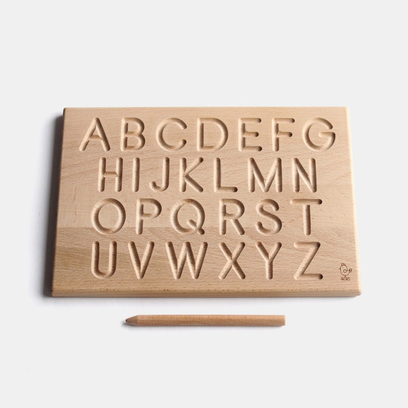 Заполнение массива с клавиатуры. Алфавит массив. Алфавит для трекинга. Сортировка массива записей. Алфавит массив.