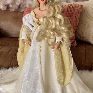 porcelain doll in wedding dress cute ashton drake Ashton Drakes Porcelain Bride Dolls