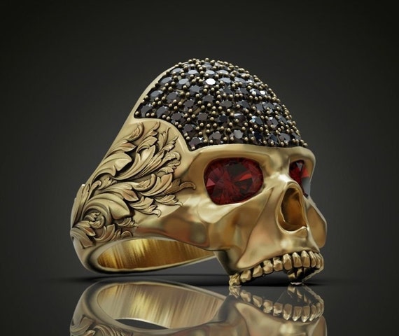 Anello con teschio e diamanti Anello con teschio con diamante