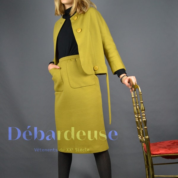 1960 - Ensemble CARINE ALEXANDRA en laine vert veste et jupe - stock de couturière Paris 9 - mad men style