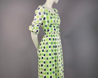 1970 - Evening dress in blue and green polka dot silk chiffon. About size S