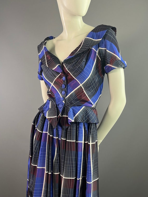 Circa 1947 - Long Evening Dress With Large Midnight Blue and Burgundy  Checks With Changing Effect - Approx. Size 36 - Etsy Israel