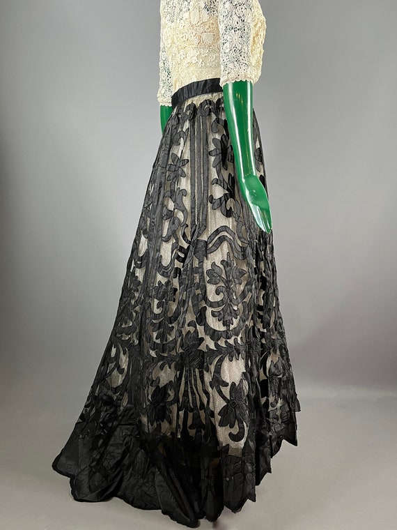 1900 - Top of skirt in volute tulle and silk - image 7