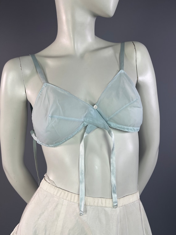 1950s - SCANDALE - Made in France - Baby blue nyl… - image 7