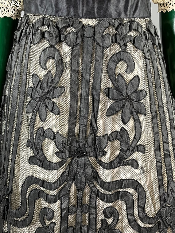 1900 - Top of skirt in volute tulle and silk - image 4